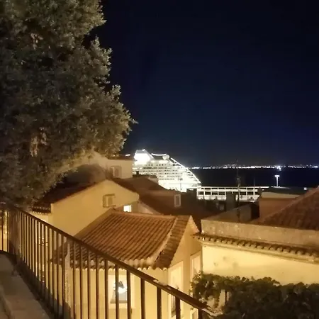 Charming 23 Alfama Apartment *